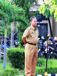 Pejabat  Eselon II,  III, dan IV di lingkungan Pemerintah Kota Cirebon  Mengikuti Test Urine.