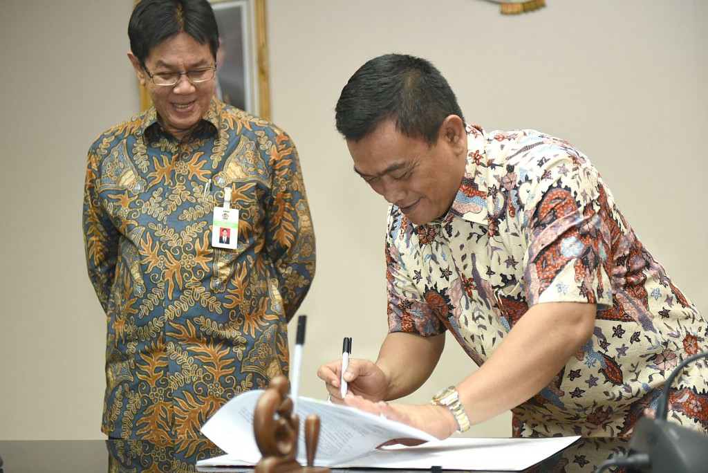 DJKN Mewakili Pemerintah Pusat Pinjam Pakaikan Stadion Bima Cirebon