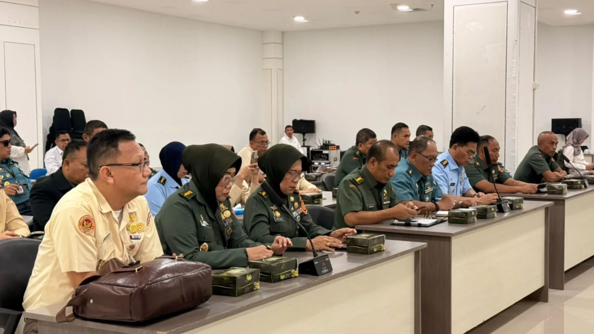 Kunjungan Suspim Kemhan, Pemkot Cirebon Bahas Pengembangan Ekonomi dan Pelayanan bagi Masyarakat